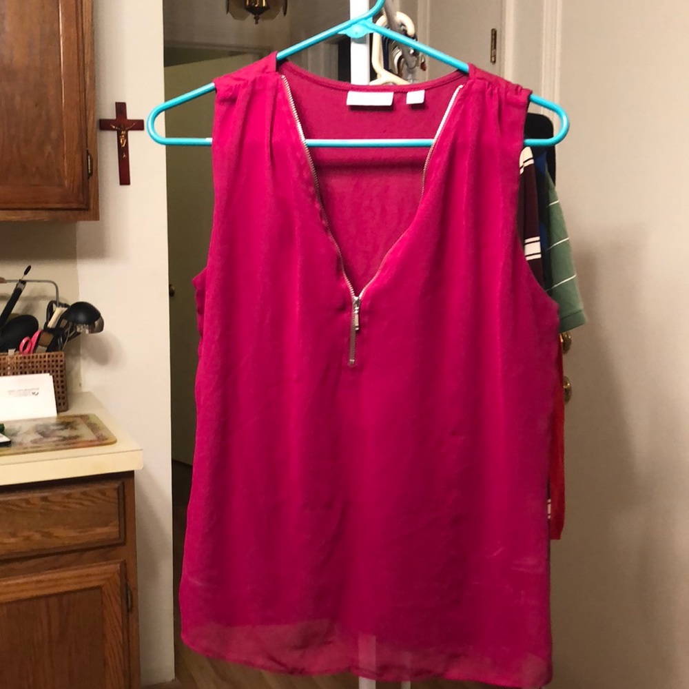 Red New York & Company tank top
